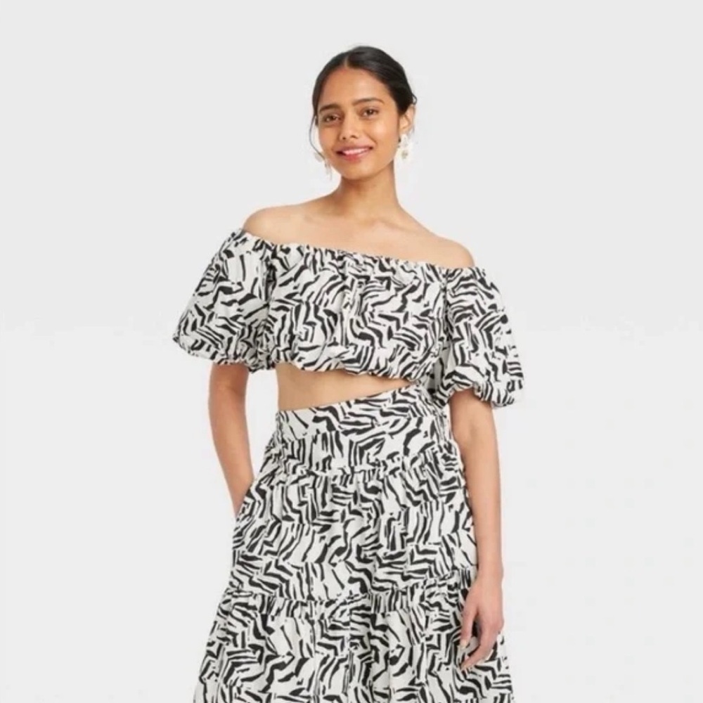 Balloon Off the Shoulder Blouse